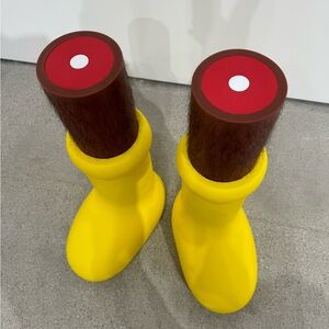 Meet your Posher, Delyar